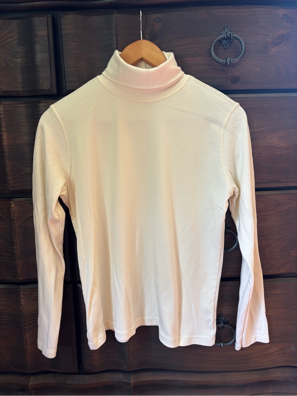 White Stag Off - White Mockneck / Turtleneck Long Sleeve Top, Size M